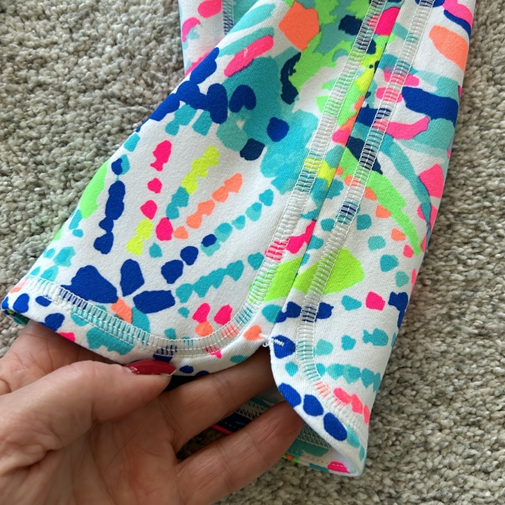 Lilly Pulitzer Luxletic Weekender Cropped Leggings - Picture 4 of 8